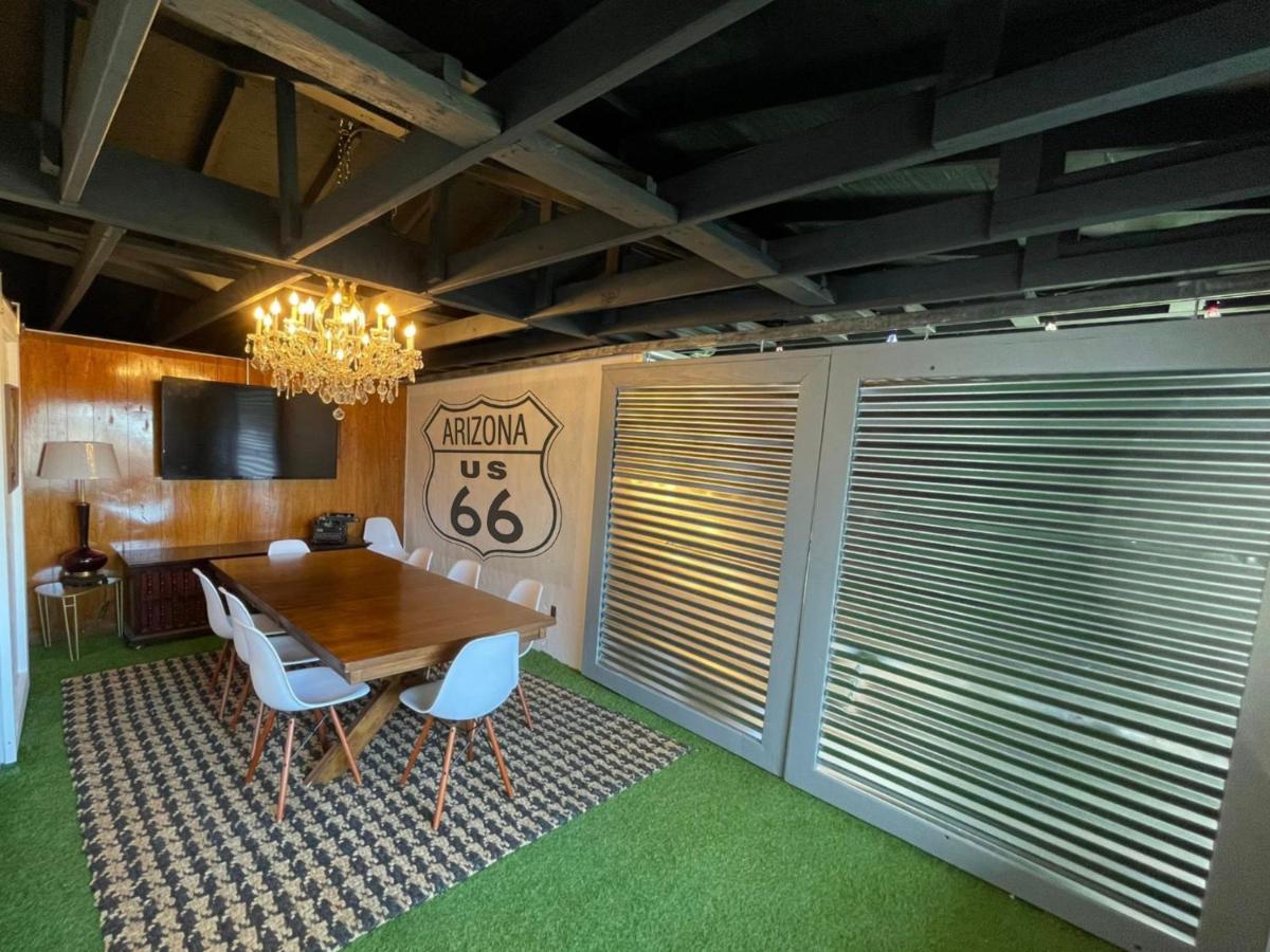 The Aztec Motel & Creative Space Seligman Extérieur photo